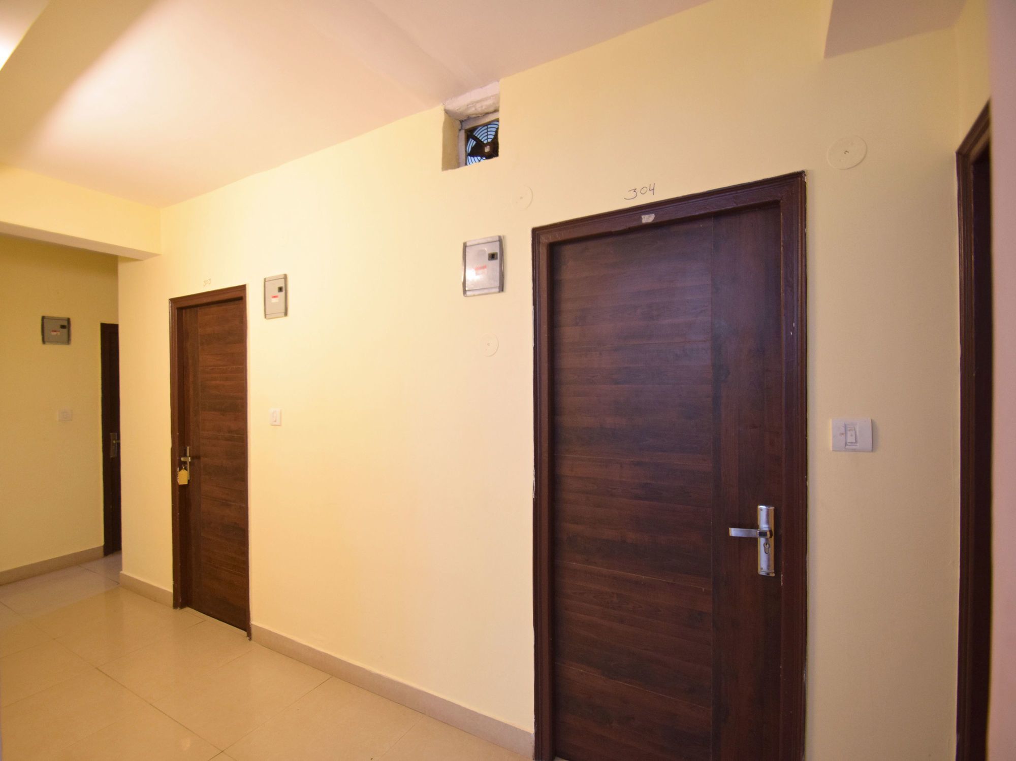 Oyo 8439 Hotel Howard Shimla Dış mekan fotoğraf