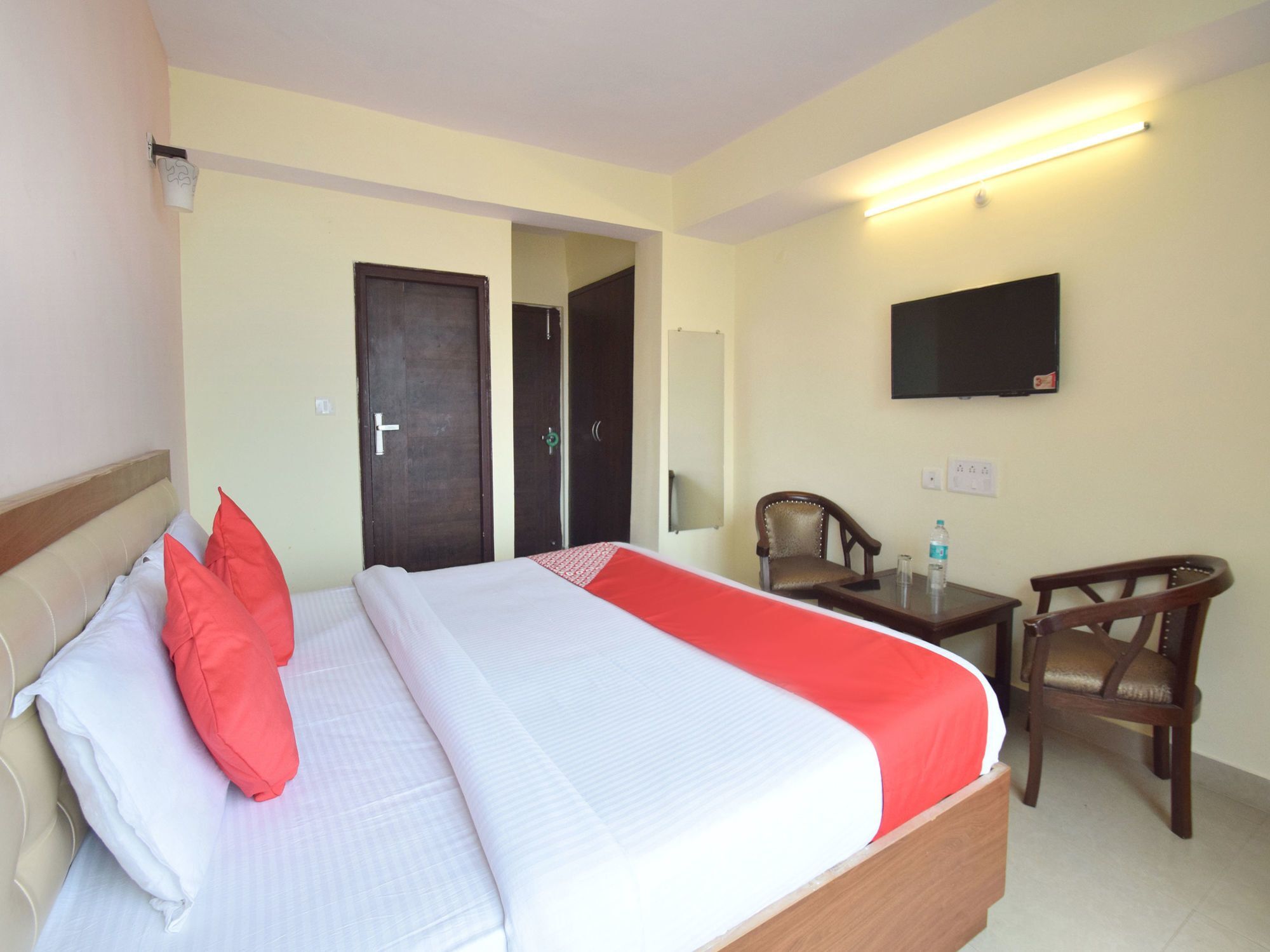 Oyo 8439 Hotel Howard Shimla Dış mekan fotoğraf